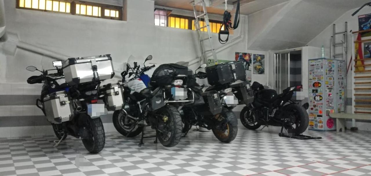 Hostal Viena Soria Luaran gambar
