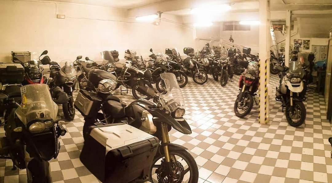 Hostal Viena Soria Luaran gambar