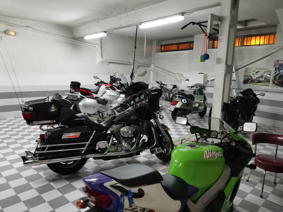 Hostal Viena Soria Luaran gambar