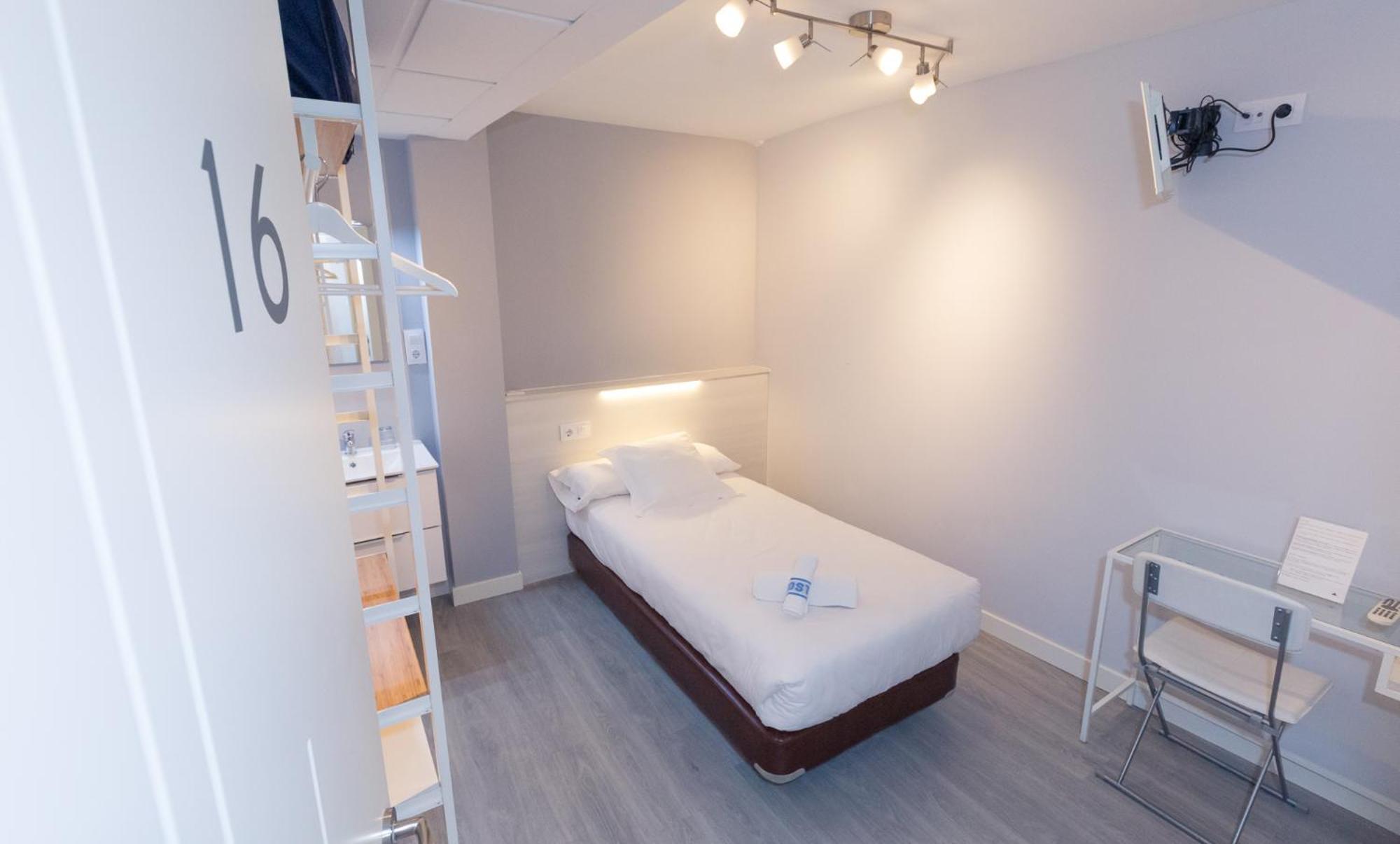 Hostal Viena Soria Luaran gambar