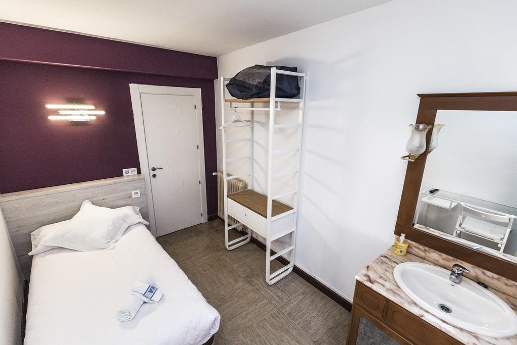 Hostal Viena Soria Luaran gambar