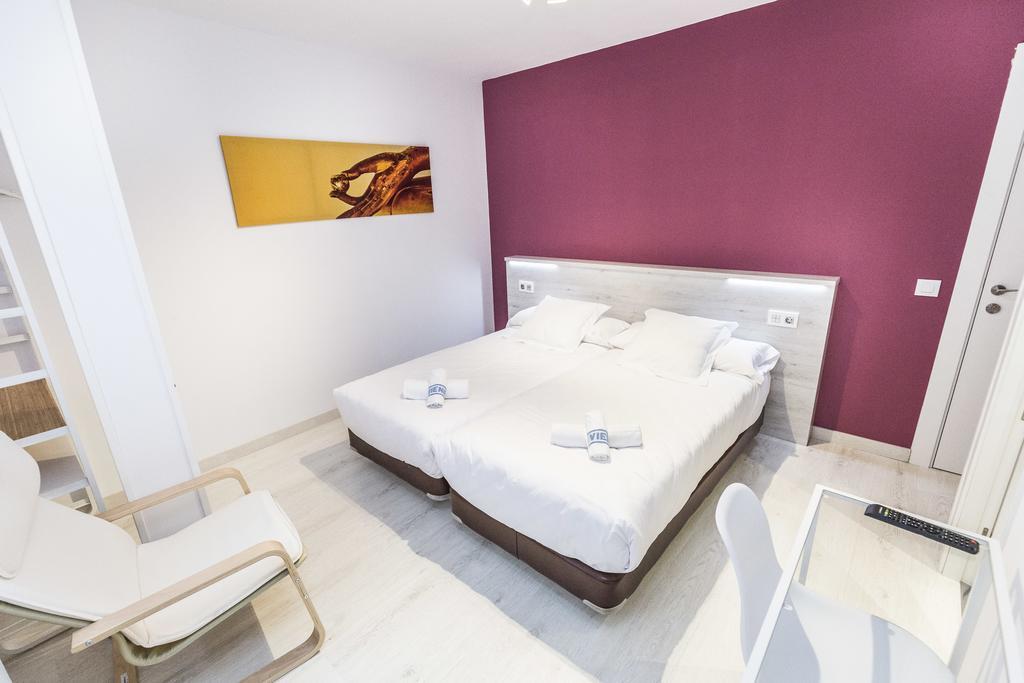 Hostal Viena Soria Luaran gambar