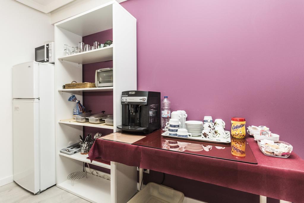 Hostal Viena Soria Luaran gambar