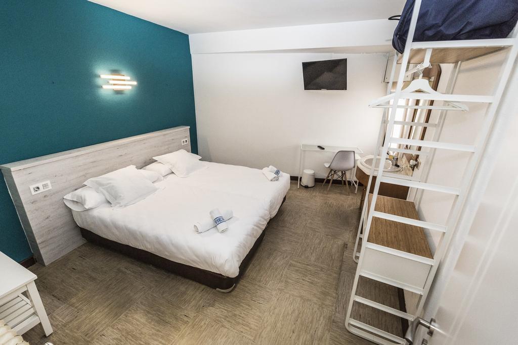 Hostal Viena Soria Luaran gambar