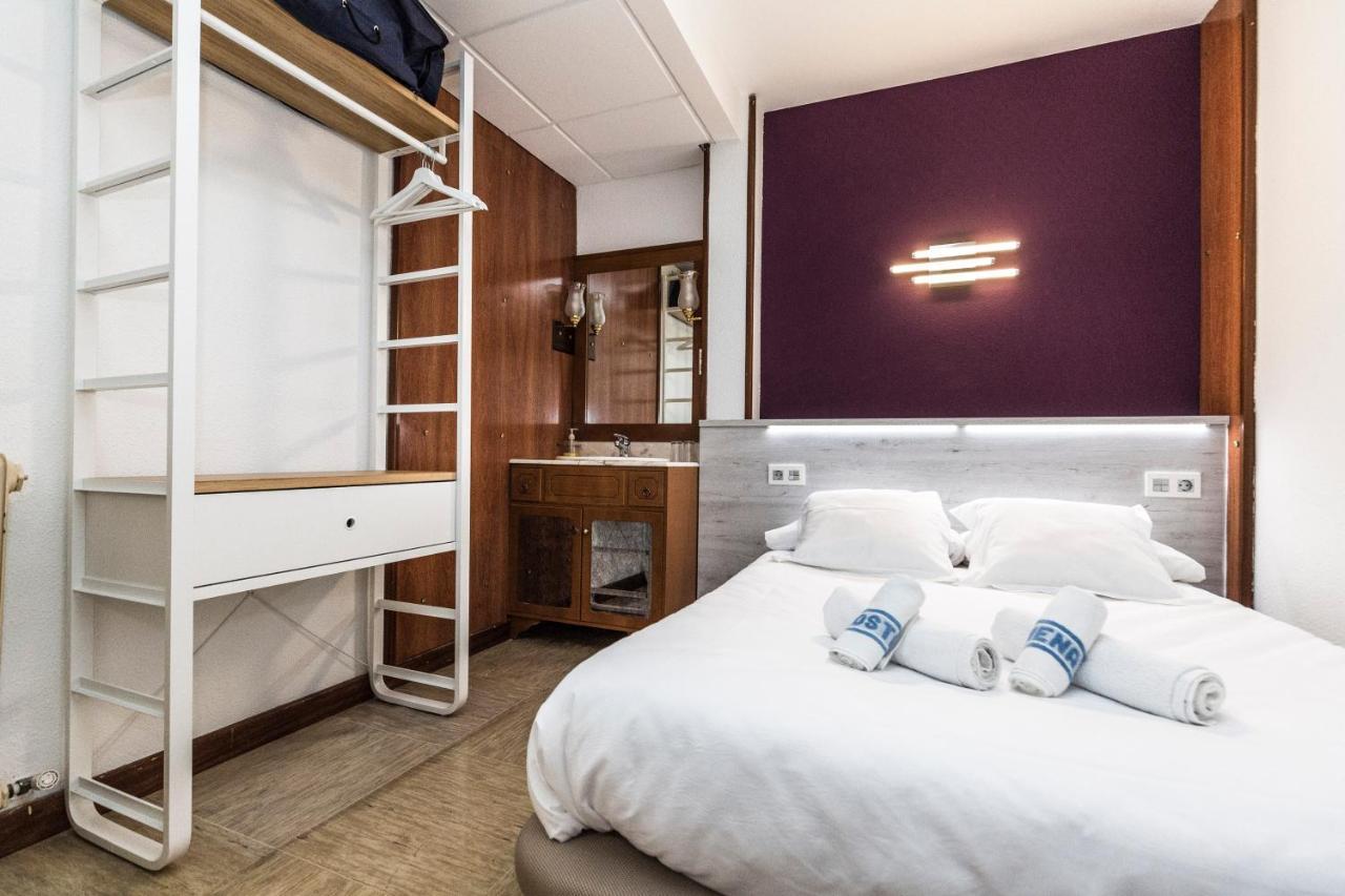 Hostal Viena Soria Luaran gambar